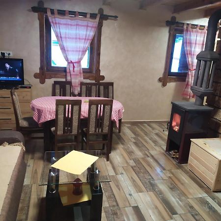 Vila Balerina Mitrovac Bagian luar foto